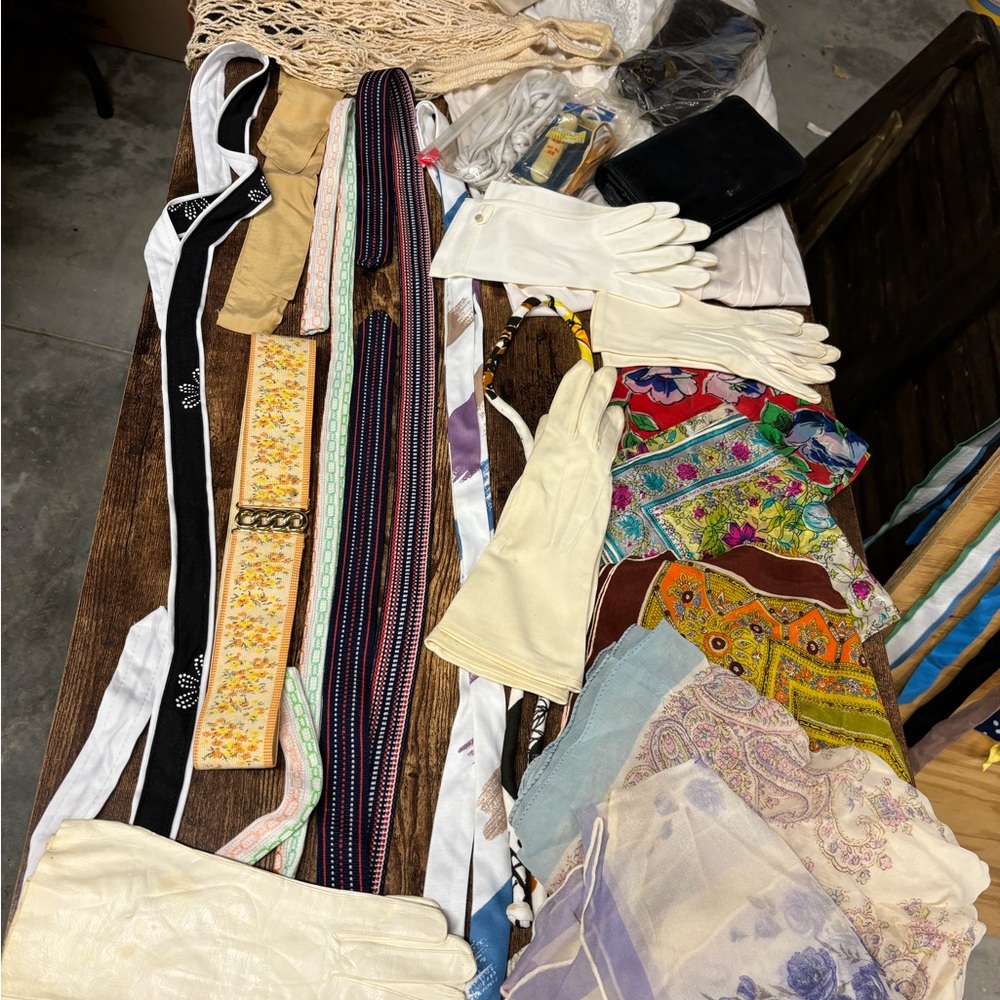 Lot of MCM mid century modern Mod items of shoes scarves belts gloves and more